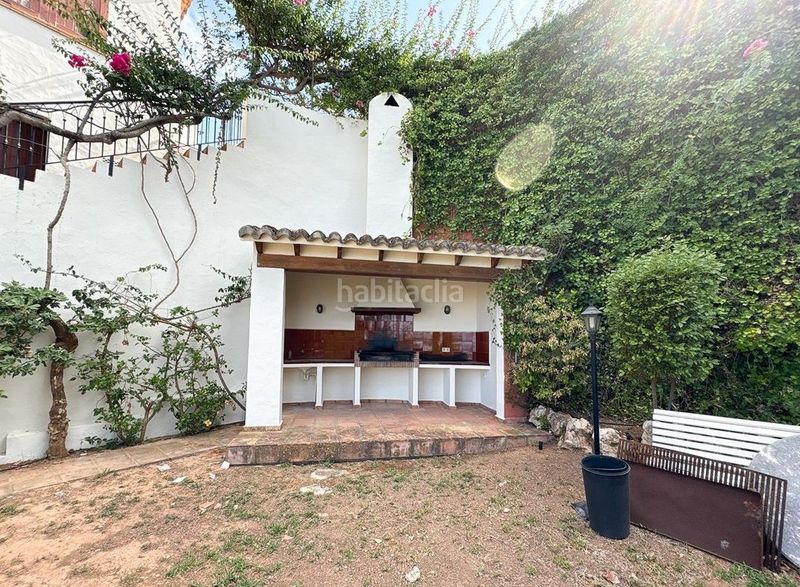 Foto 3f97e5b3-28fc-4e25-bcaf-d13b59b14601. Casa amb calefacció aparcament piscina a El Montgó Dénia