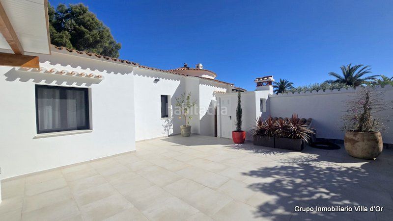 Foto b4584e37-0221-47d3-b23f-57526a4196a1. Casa amb calefacció piscina a El Montgó Dénia