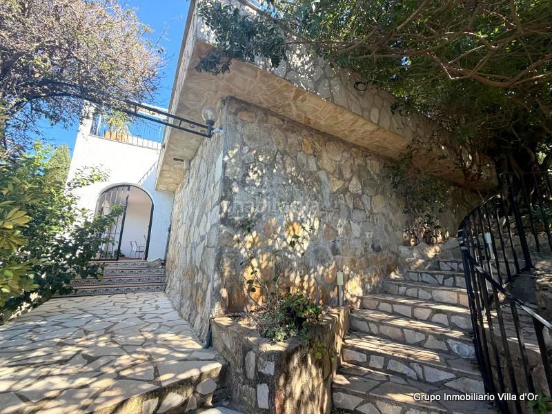 Foto 41f1051f-2e3a-42fb-9191-5ffbbe6e2faf. Casa amb calefacció piscina a Pego