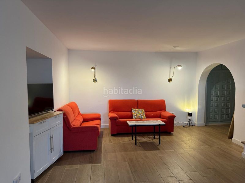 Foto c5435126-c833-4b1b-9917-ff68bf269284. Casa amb piscina a Las Rotas / Les Rotes Dénia