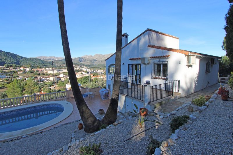Foto 03b2227e-4e4a-47ed-8a92-8f1cadc5c52e. Casa chalet con piscina a la venta en Orba
