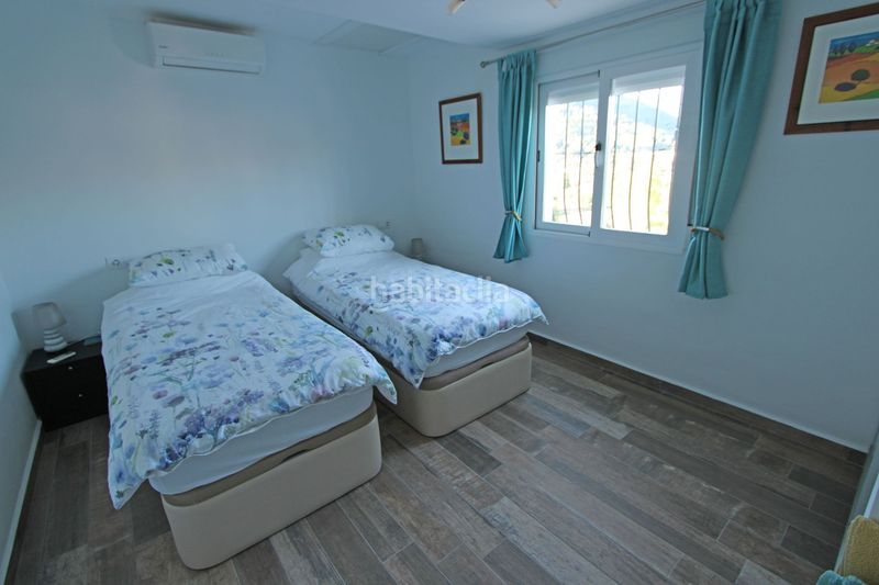 Foto fb09e4ca-bf7b-4e3e-9d95-c83012e84fad. Casa chalet con piscina a la venta en Orba