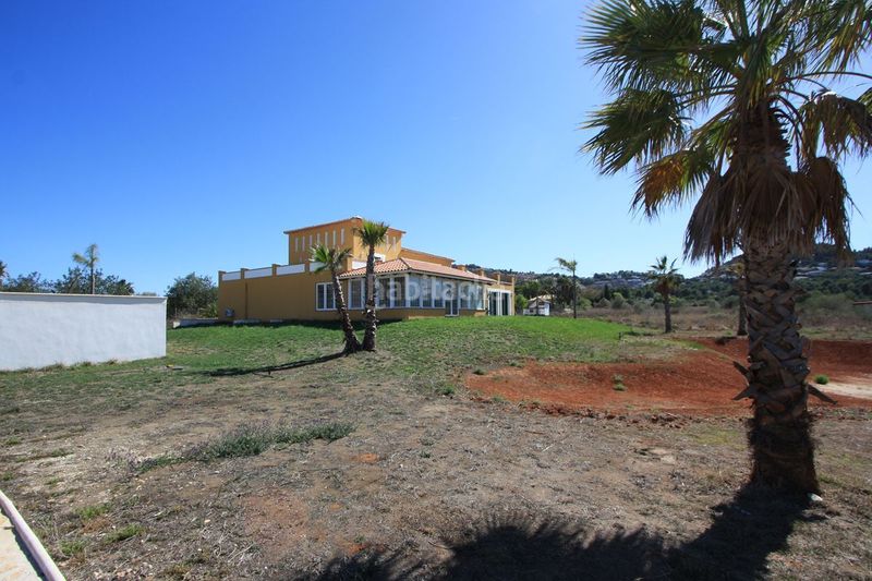 Foto 7df06213-c232-42a5-a384-742873610605. Casa amb calefacció aparcament a La Sella Pedreguer