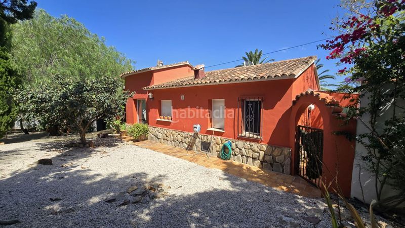 Foto 54f576b9-3593-420d-9e0e-fb303818c45c. Casa amb piscina a El Montgó Dénia