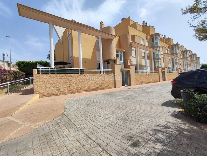 Foto d77ef15b-8c46-4b88-8f1f-c22ea54de254. Apartament amb piscina a El Puerto Dénia