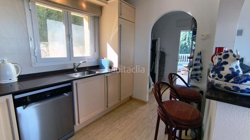 Foto ceeff6b0-b721-4d42-af42-91fd15610fba. Casa amb piscina a La Sella Pedreguer