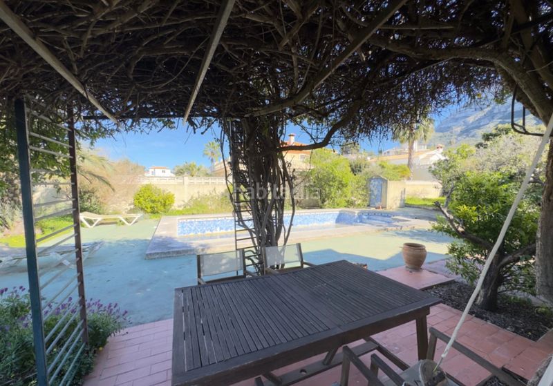 Foto 4535fdc0-e7a4-4850-948c-542a728331f7. Casa amb piscina a El Montgó Dénia