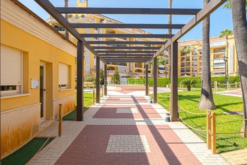 Foto 041c532b-d56d-4911-8ef4-f609a12faa29. Apartament amb piscina a La Pedrera-Vessanes Dénia