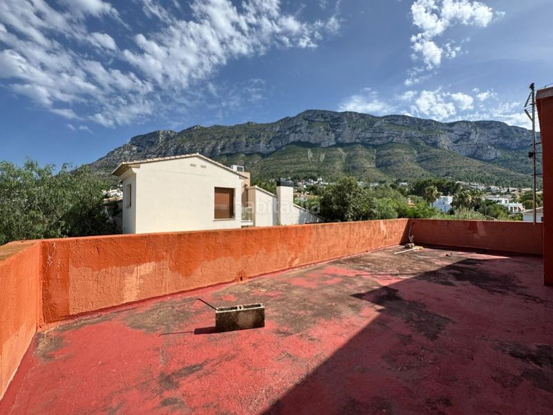 Foto 3c87c5c1-729b-4b0e-ac6f-01041a513a9c. Casa amb piscina a El Montgó Dénia
