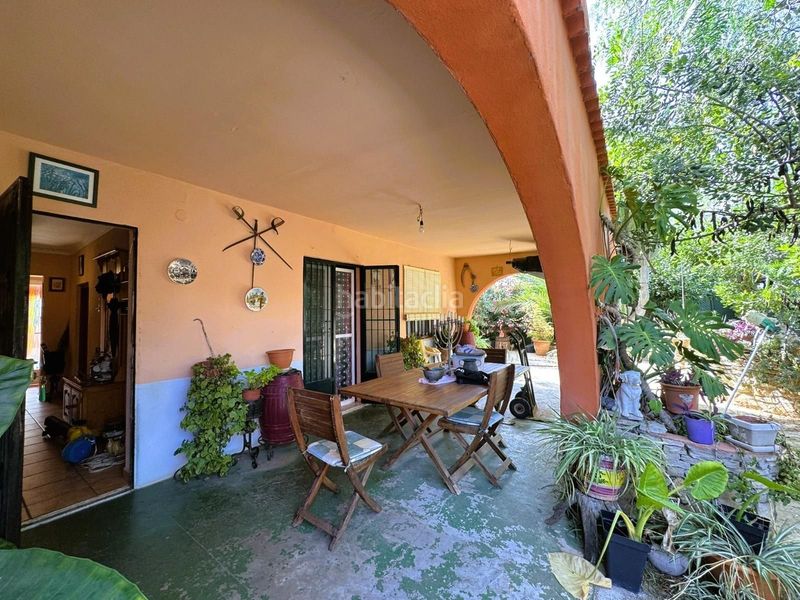 Foto 51dbaa4d-6a52-42e2-ac3c-f6a523fabb52. Casa amb piscina a El Montgó Dénia