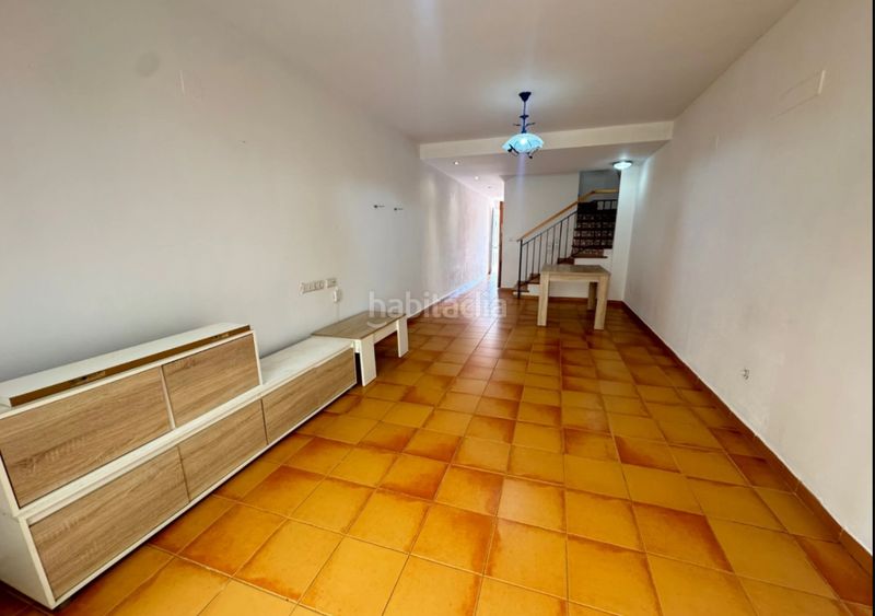 Foto 03b9314e-c289-4f62-a20f-33ab80ccc36d. Casa adossada a Centro Urbano Dénia