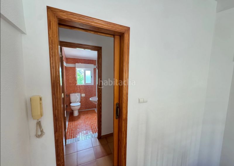 Foto 276a1323-6d0f-4dc3-875b-83771cbfd1b7. Casa adossada a Centro Urbano Dénia