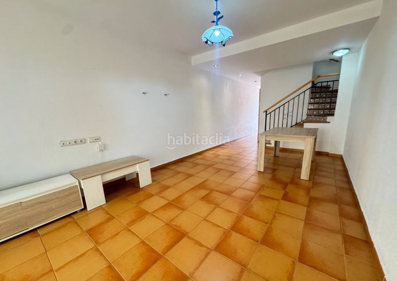 Foto d17c26b0-b967-4995-ae19-ce583361626e. Casa adossada a Centro Urbano Dénia