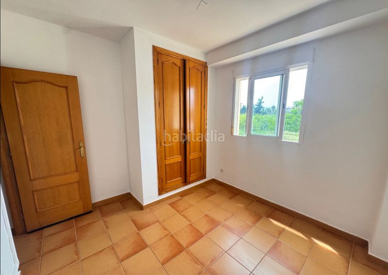 Foto d7f071b1-a0dd-4a1e-8692-28fd41356713. Casa adossada a Centro Urbano Dénia