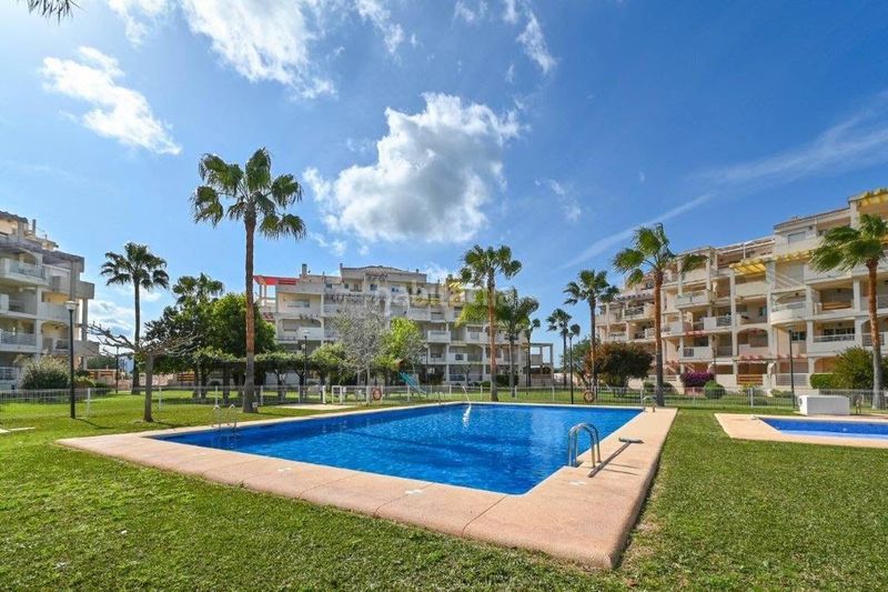 Foto 1653a4ab-92c2-498f-96b3-e318f58d9903. Apartament amb piscina a Les Bovetes - La Felicidad Dénia