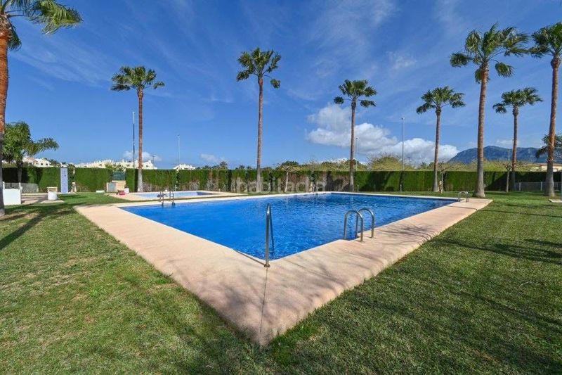 Foto 9ccec27e-e049-4646-bb4c-1f0e8274f7f6. Apartament amb piscina a Les Bovetes - La Felicidad Dénia