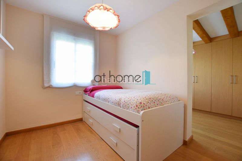 Foto 15e2ce27-fedb-4b23-a527-dbc5e716e58d. Location maison avec chauffage dans Alfinach - Monasterios Puçol
