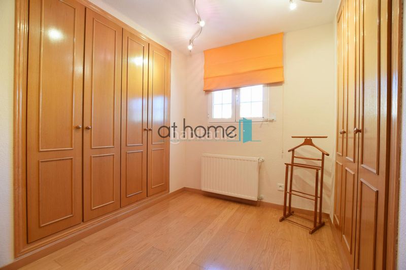Foto 655cdc2b-81ff-4bb8-b8e6-1662f0cdd1e1. Location maison avec chauffage dans Alfinach - Monasterios Puçol