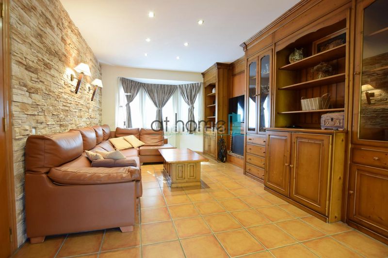 Foto 6ca87e7d-001f-4f62-911c-4591903c27b8. Location maison avec chauffage dans Alfinach - Monasterios Puçol