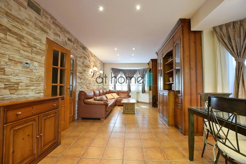 Foto 7ee343c3-7dd0-4573-a006-5fb4e6f37d50. Location maison avec chauffage dans Alfinach - Monasterios Puçol