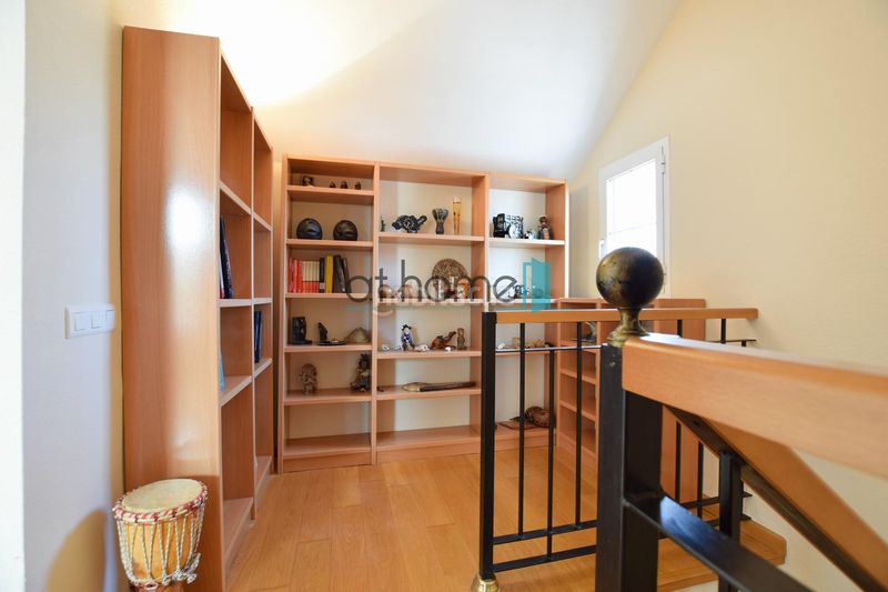 Foto fba7d7bc-b4c8-425f-8132-00d2ad08976f. Location maison avec chauffage dans Alfinach - Monasterios Puçol