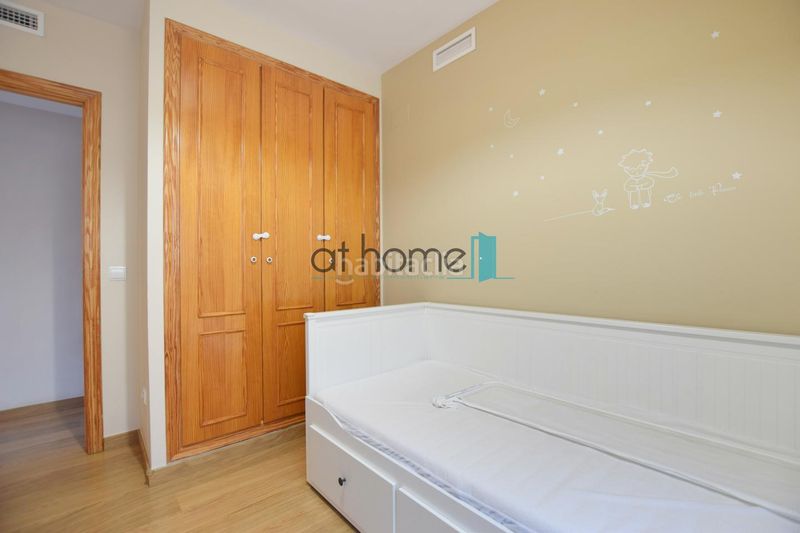 Foto 5fdea00f-d493-415d-9bff-063c7861a1c7. Rent flat with parking in Centro Bétera