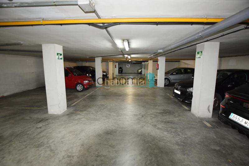 Foto c2be44f6-7ebf-4a6f-b66d-c6c169986ed4. Aparcament cotxe a Puçol ciudad Puçol
