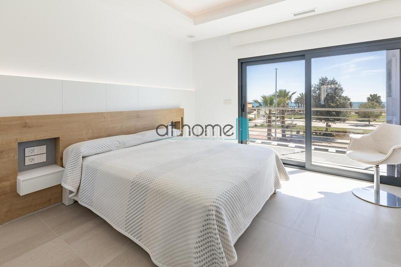 Foto 47abcea3-4c03-4cf5-89b3-393f8383e7fe. Casa , la casa perfecta en primera línea de playa en Almenara