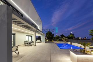 Haus  Carrer costa brava. Almenara, la casa perfecta en primera línea de playa