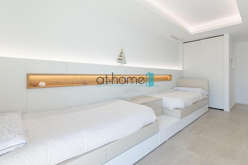 Foto cb2fe92c-595d-4063-9ab5-a52d10eec0d6. Casa , la casa perfecta en primera línea de playa en Almenara