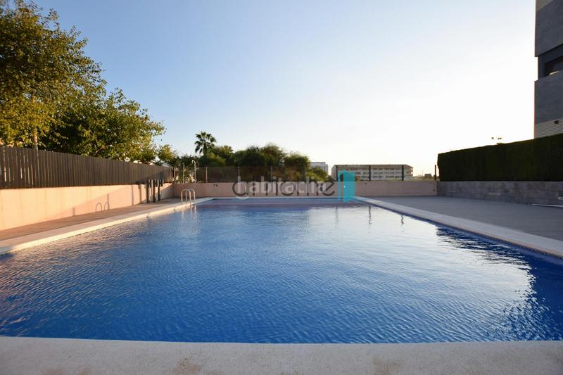 Foto 789a19db-0994-4d4e-abc1-10028d495737. Rent apartment with parking pool in playas de Puçol Puçol