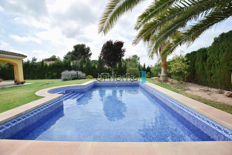 Foto 520c9641-93ef-42e8-b3a5-8cf2e2d64b2f. Lloguer casa amb calefacció piscina a Alfinach - Monasterios Puçol
