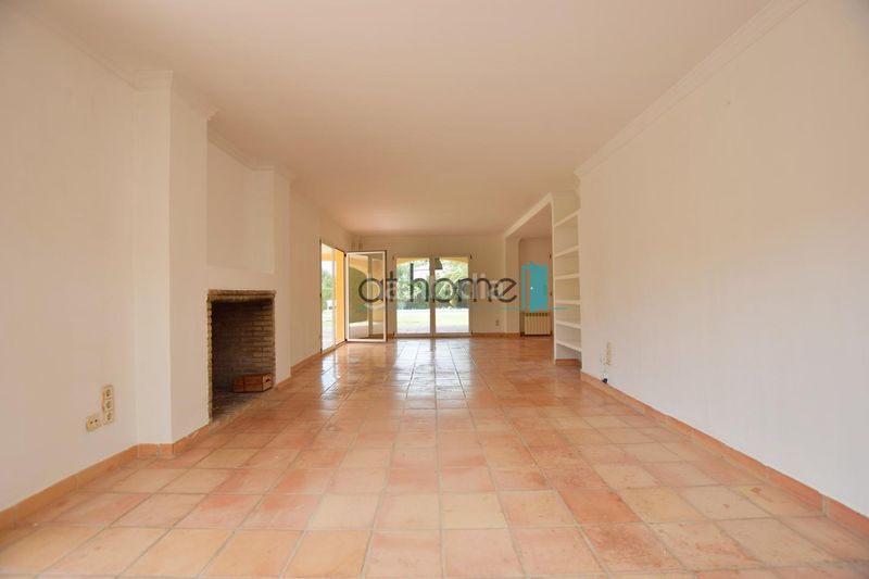 Foto 69be2f9e-a4fa-46b0-8349-9188d131a8c0. Lloguer casa amb calefacció piscina a Alfinach - Monasterios Puçol