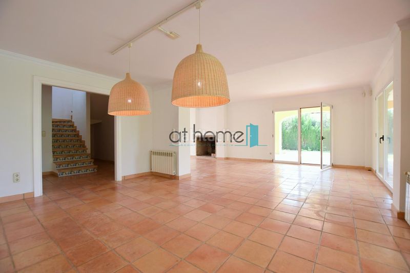 Foto b4c655e1-5277-44ea-a762-41aedfaa1ff9. Lloguer casa amb calefacció piscina a Alfinach - Monasterios Puçol
