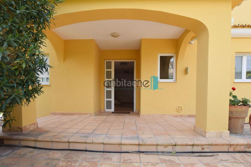 Foto d503fa33-70db-46a4-a462-a4fd0a9c3fd0. Lloguer casa amb calefacció piscina a Alfinach - Monasterios Puçol