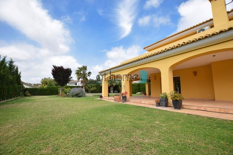Foto d93868db-b7aa-4324-9cfc-47e4f6cb63d6. Lloguer casa amb calefacció piscina a Alfinach - Monasterios Puçol