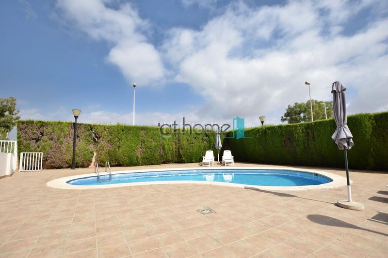 Foto 84bd2c27-cc31-4ebe-a63c-9bf3da4253a0. Miete reihenhaus mit parking pool in playas de Puçol Puçol
