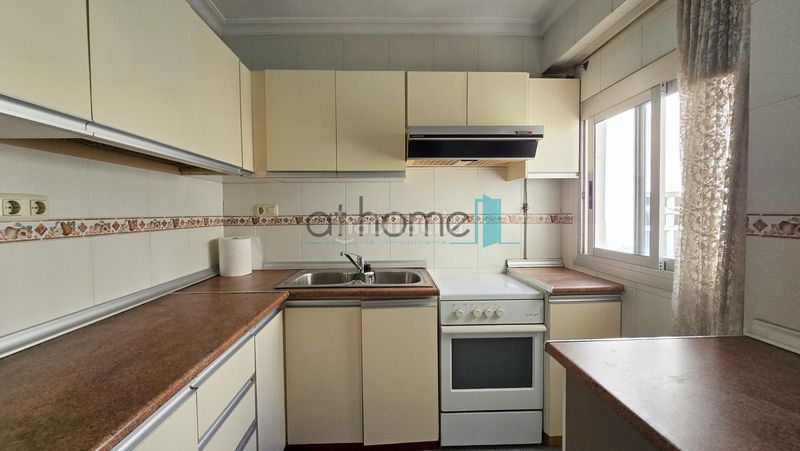Foto df9ba236-8a0c-459c-944b-871eb80a6c9e. Piso puzol, piso de 3 dormitorios en edificio con ascensor en Puçol