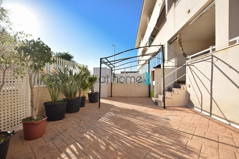 Foto d28db68d-7660-4698-a6a3-06d0dd953b6a. Miete appartement mit parking pool in playas de Puçol Puçol