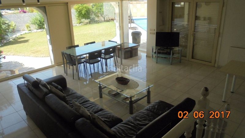 Foto a8efe794-8ea4-4c82-b758-ffb65e936ea8. Chalet cerca playa en Punta Prima Orihuela