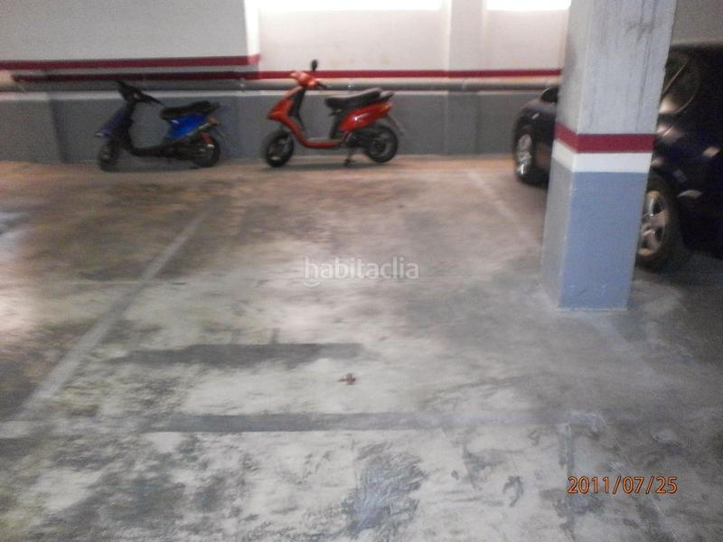 Foto 2984e750-467f-4fb0-bd7f-ca3c0bd2a0bc. Aparcament cotxe a calle velázquez 44 a Centro Sant Vicent del Raspeig