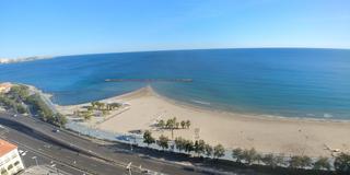 Location Appartement à Calle de la virgen del socorro 37. Frente playa postiguet