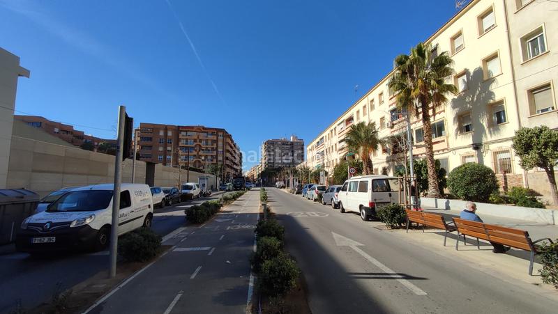 Foto f9e1ba9c-4f21-446d-aa41-0280b0a44ce3. Local commercial dans Pla de Bon Repós Alicante