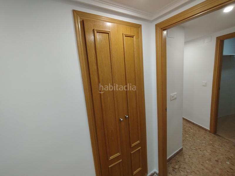 Foto 1fb6022e-e18a-4d75-81ba-ca68fd4cfc87. Rent flat in plaza del alcalde agatángelo soler 4 in Alicante