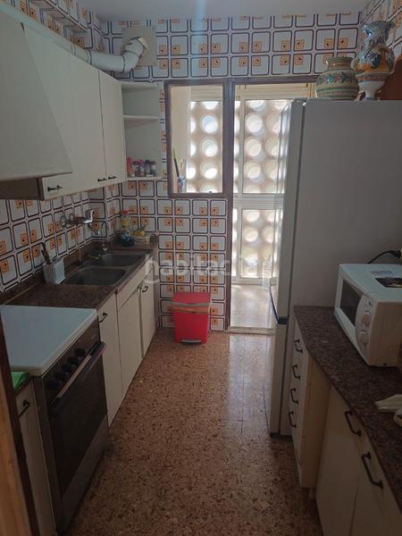 Foto df81333e-8a8a-4f9d-b54b-c1f6f229278d. Pis a calle fiscal miguel gutiérrez carbonell 5 a Alicante