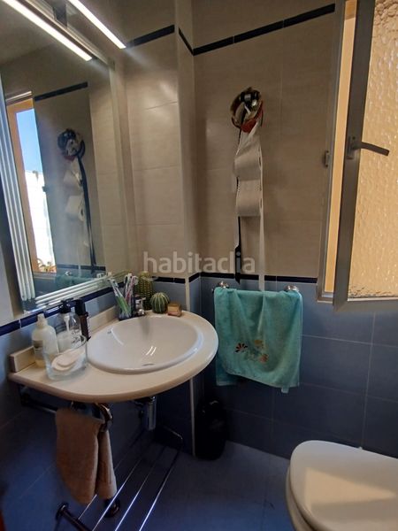 Foto 0cd2b044-25fe-4b7d-9377-e73f62843d1b. Pis a carrer sant pere 99 a Campello Playa Campello (el)