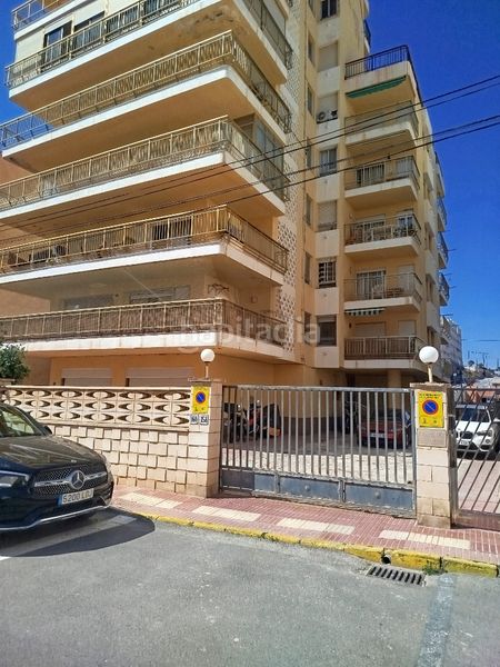 Foto 0ffec8a9-1537-486f-9a73-63b7a48cda52. Pis a carrer sant pere 99 a Campello Playa Campello (el)
