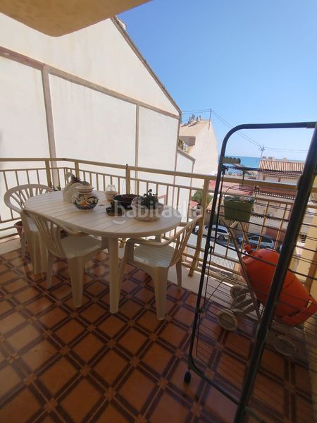 Foto 21e04ca8-4cbf-4c8a-a8e3-b2e8cabe93d4. Pis a carrer sant pere 99 a Campello Playa Campello (el)