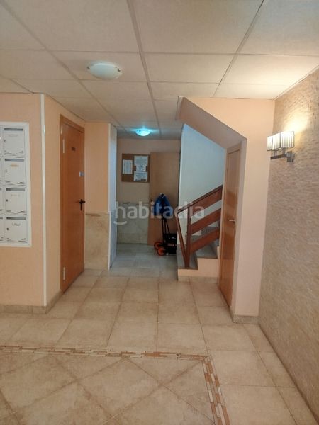 Foto ba2d9ccf-4db0-4ee7-9471-b3ae77571c97. Pis a carrer sant pere 99 a Campello Playa Campello (el)