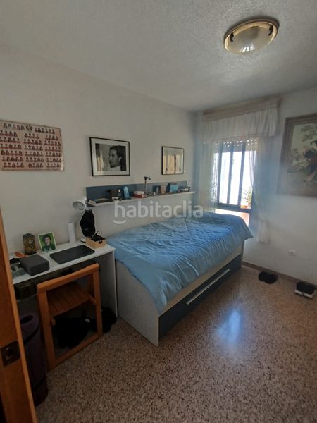 Foto e287b38d-0ba4-494e-9db2-8b03c2edeb69. Pis a carrer sant pere 99 a Campello Playa Campello (el)